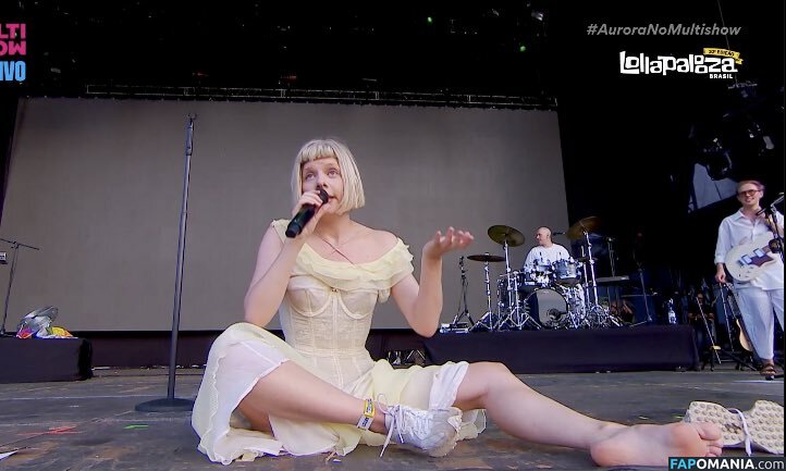 Aurora Aksnes / auroramusic / singer Nahý OnlyFans  Uniklá fotka #16