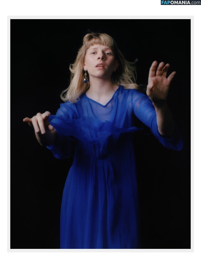 Aurora Aksnes / auroramusic / singer Nahý OnlyFans  Uniklá fotka #261