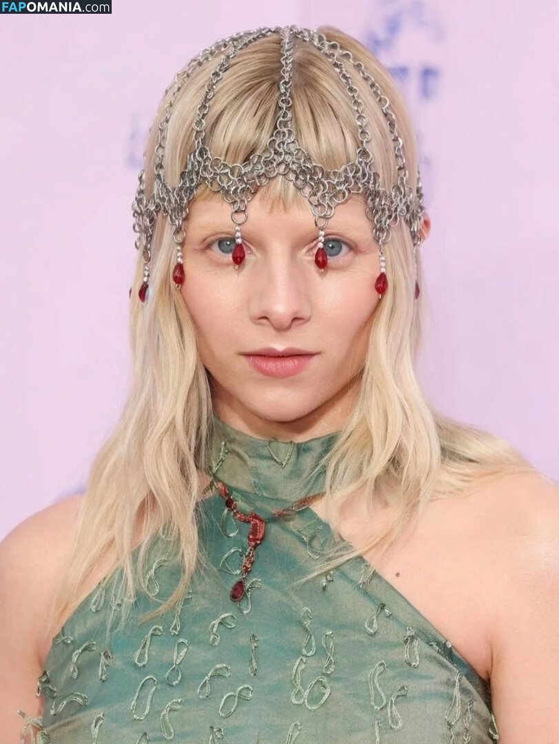 Aurora Aksnes / auroramusic / singer Nahý OnlyFans  Uniklá fotka #266