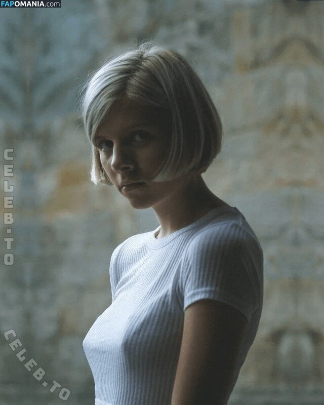 Aurora Aksnes / auroramusic / singer Nahý OnlyFans  Uniklá fotka #272