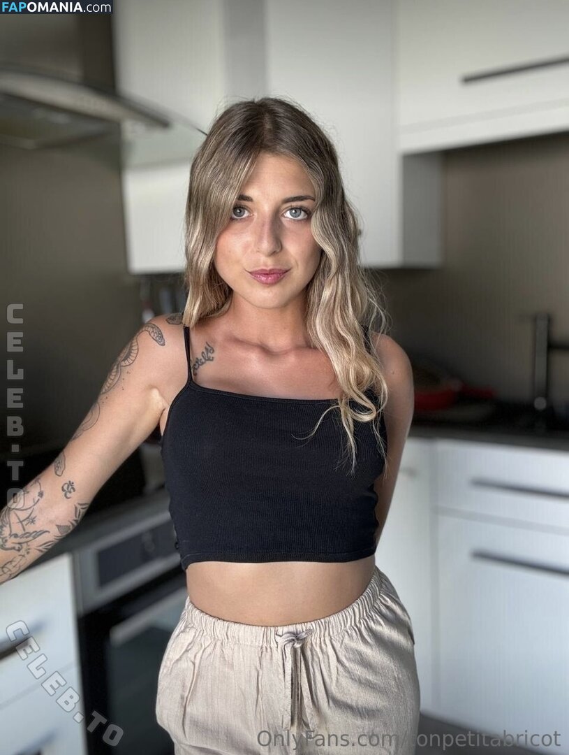 Ava Abricot / lepetit.abricot / tonpetitabricot Nahý OnlyFans  Uniklá fotka #4