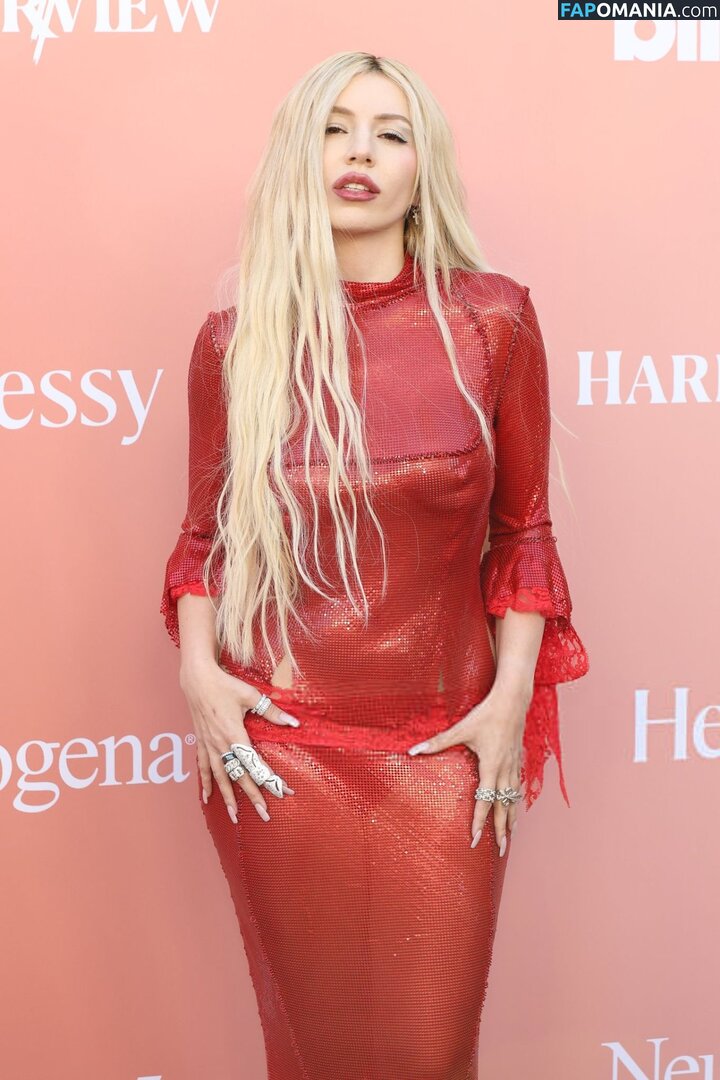 Ava Max / avamax / https: / plharleyquinn Nahý OnlyFans  Uniklá fotka #929