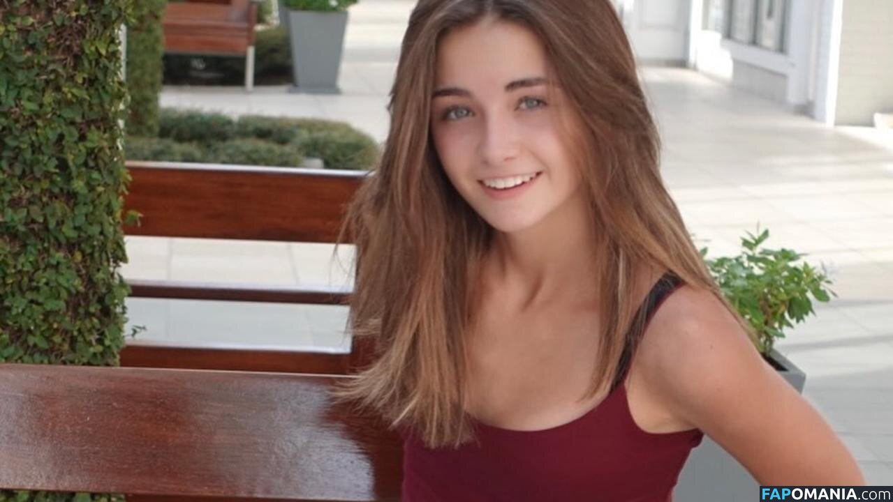 avamajury Nahý OnlyFans  Uniklá fotka #10