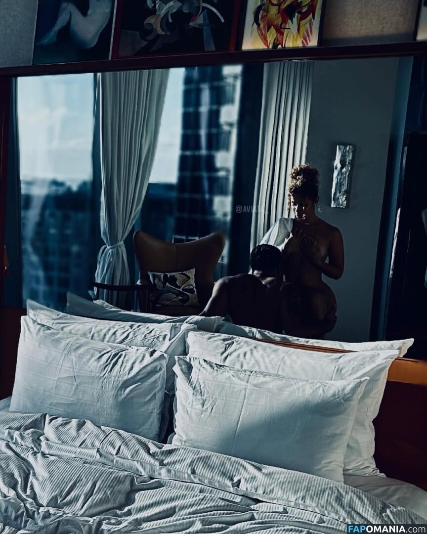 Aviata_ / abriie / brianddliving / briena jones Nahý OnlyFans  Uniklá fotka #7