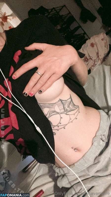 AwesomeTeaCat / lunavampire / rawritsluna Nahý OnlyFans  Uniklá fotka #14