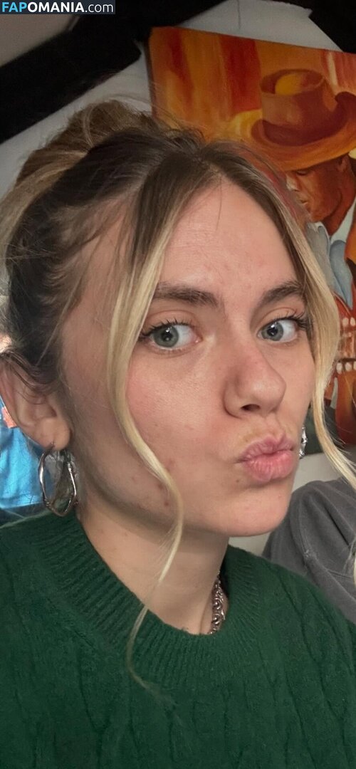 Axelle Maga / axelle.maga Nahý OnlyFans  Uniklá fotka #17