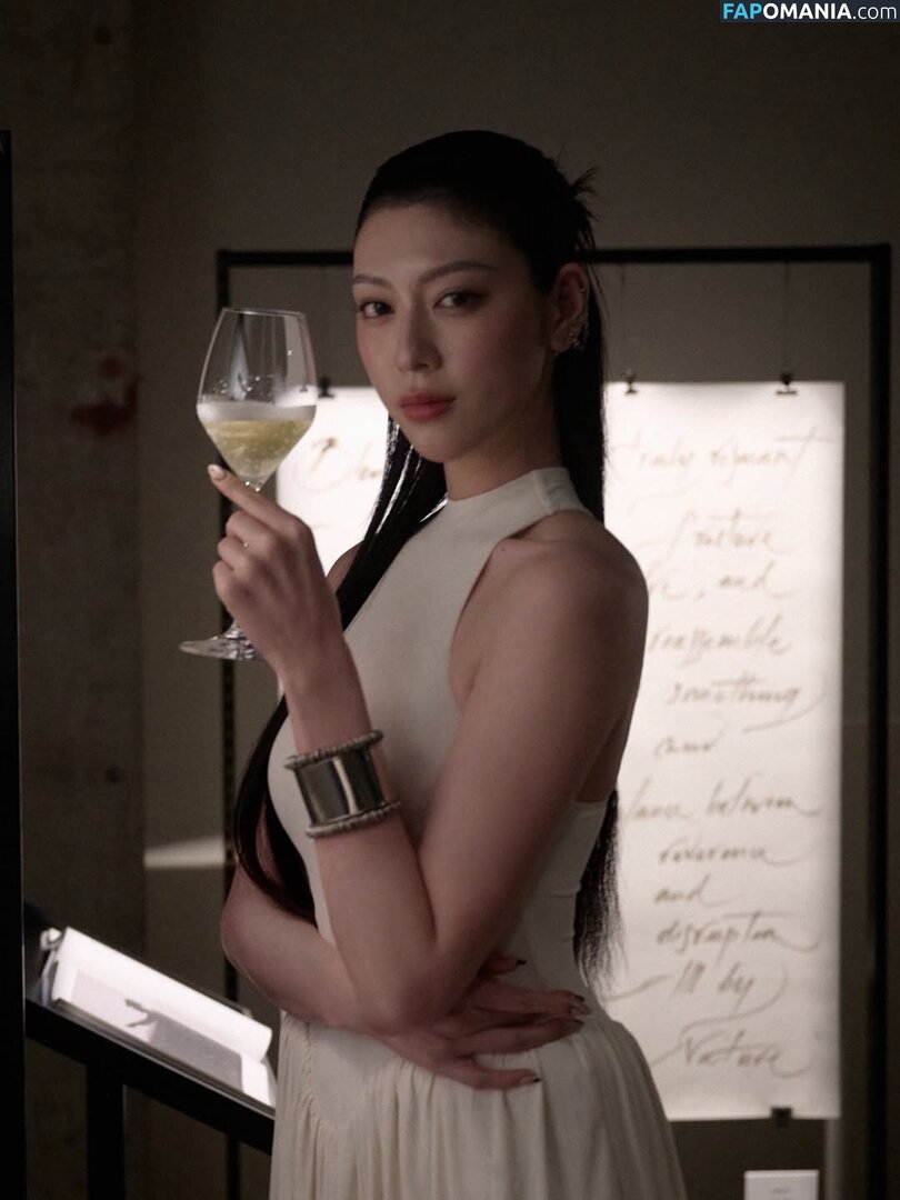 Ayaka Miyoshi / miyoshi.aa Nahý OnlyFans  Uniklá fotka #146