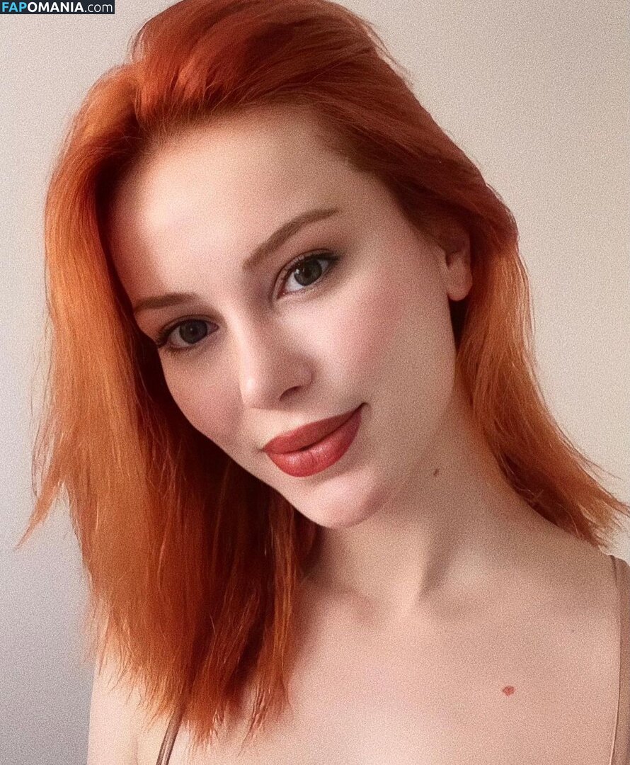Aysennyuksel / moonbae.8 Nahý OnlyFans  Uniklá fotka #2
