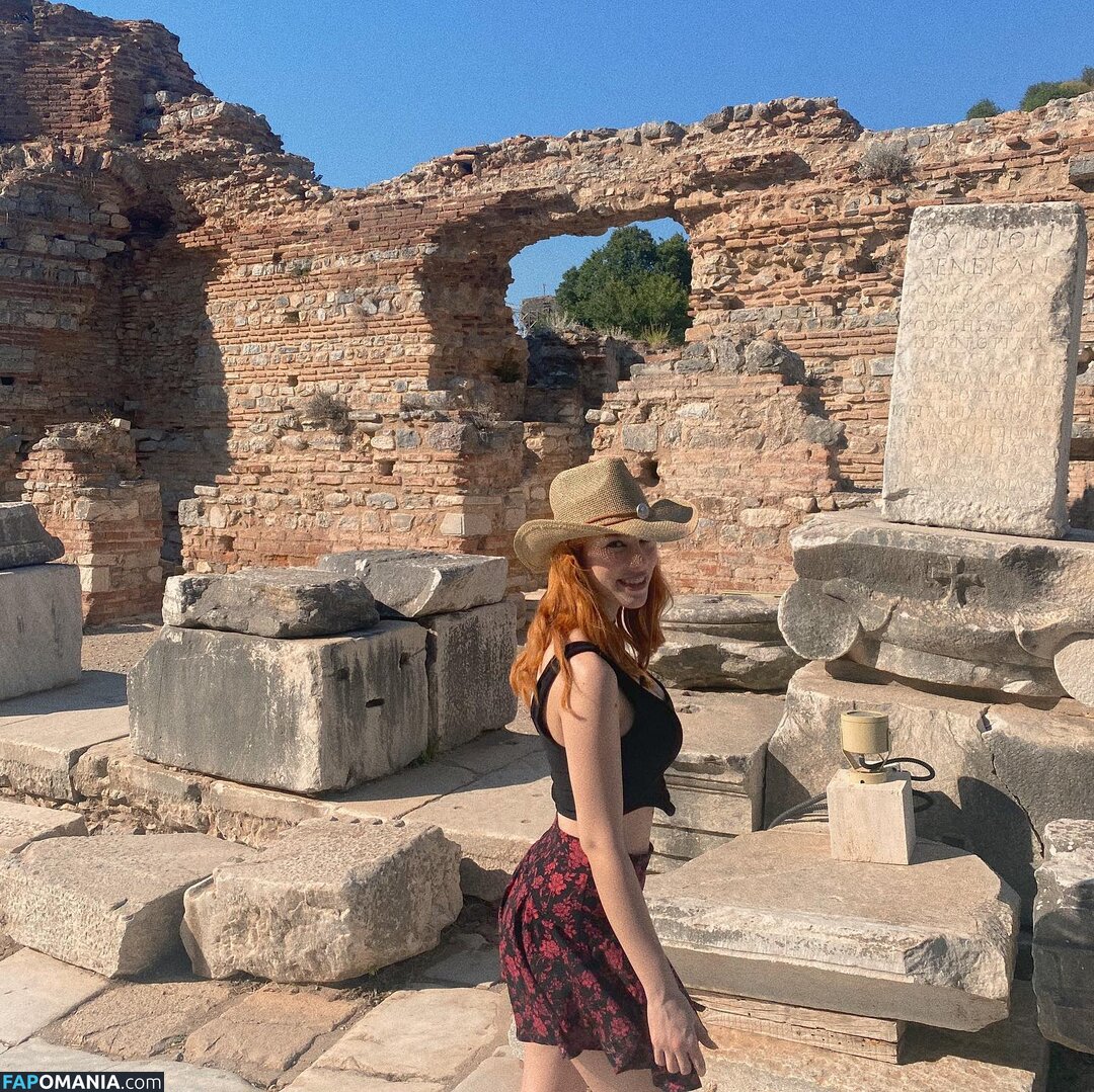 Aysennyuksel / moonbae.8 Nahý OnlyFans  Uniklá fotka #13