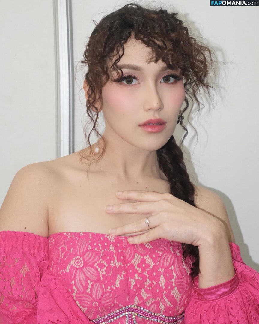 Ayu Tingting Nahý OnlyFans  Uniklá fotka #12