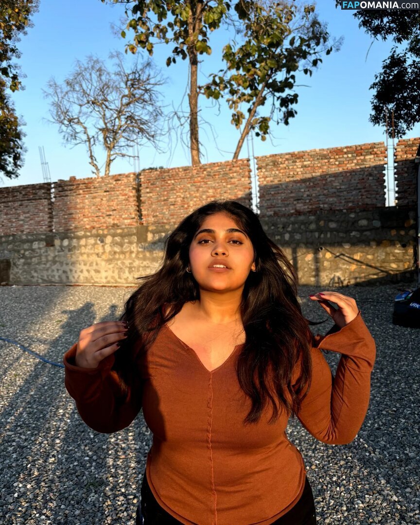 ayushi bhardwaj / ayushi_bhardwajj Nahý OnlyFans  Uniklá fotka #2