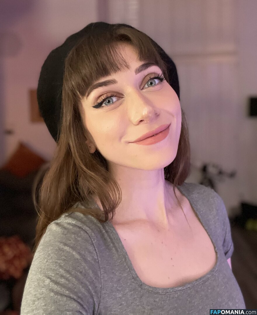Ayytrae  / Ayytrae / Angelica Trae / angelicatrae Nahý OnlyFans  Uniklá fotka #12