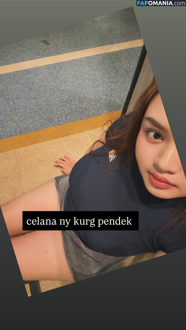 azizasaraa / https: / retirementofyu Nahý OnlyFans  Uniklá fotka #5