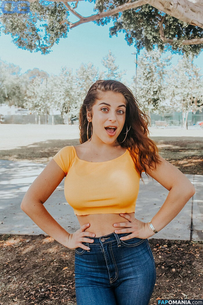 Baby Ariel Nahý OnlyFans  Uniklá fotka #2