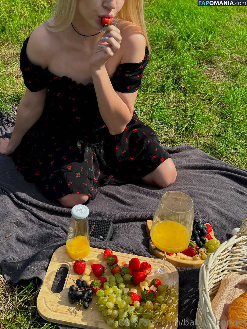 baaby.bon / baby_bonn Nahý OnlyFans  Uniklá fotka #14