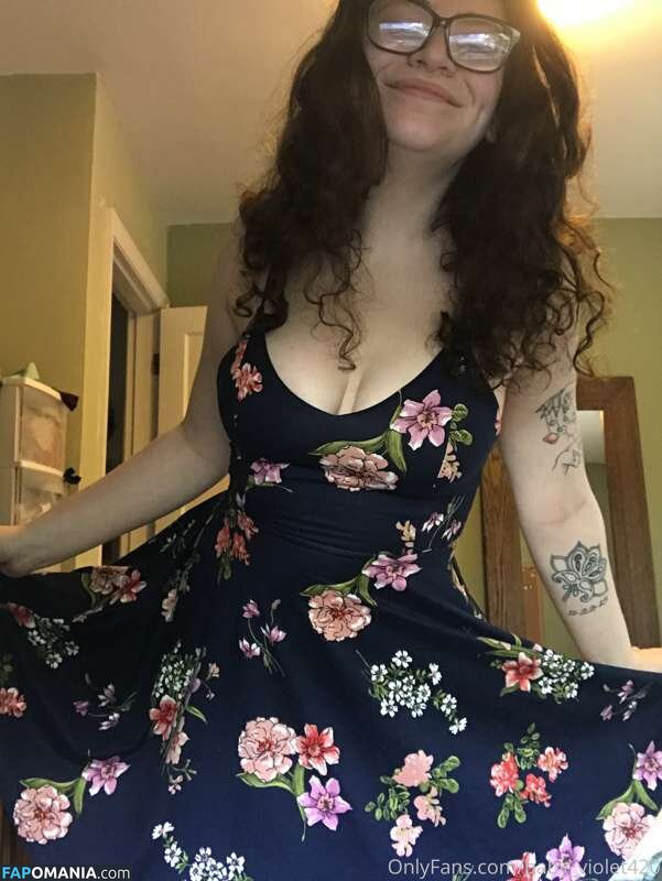 420baby_violet / BABY VIOLET / baby_violet420 / https: Nahý OnlyFans  Uniklá fotka #8