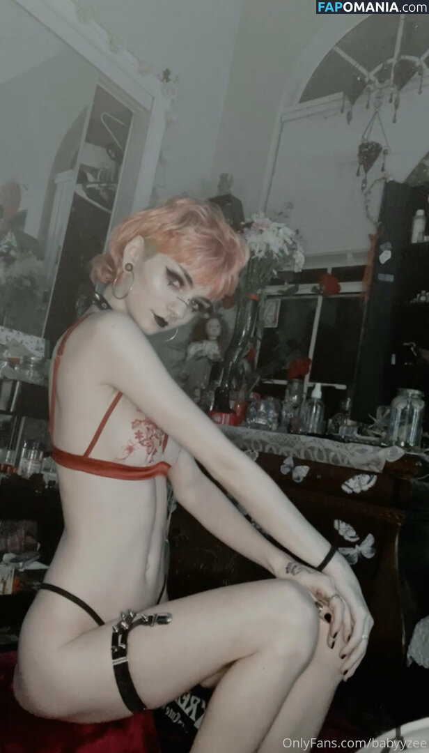 babyyzee Nahý OnlyFans  Uniklá fotka #3