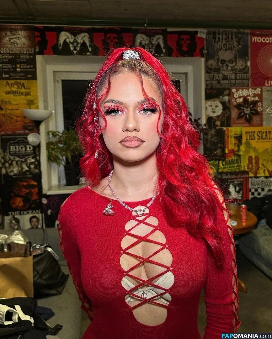 badmomzjay Nahý OnlyFans  Uniklá fotka #29