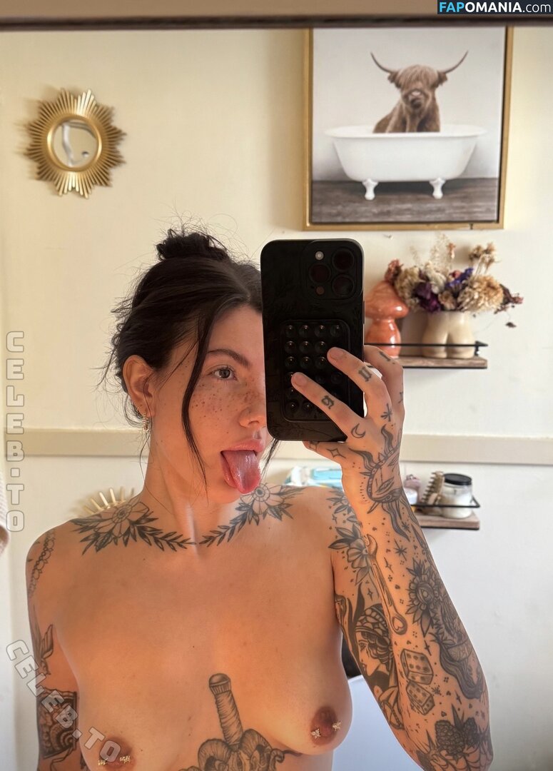 Baristawithtats / _lovinsaraaa_ / https: / lovinsaraaa_ Nahý OnlyFans  Uniklá fotka #9