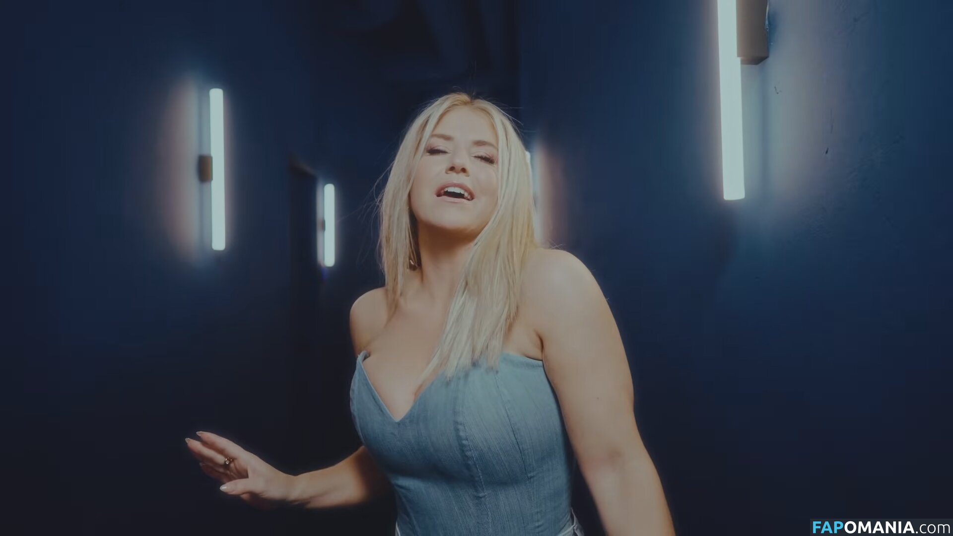 Beatrice Egli / beatrice_egli_offiziell Nahý OnlyFans  Uniklá fotka #364