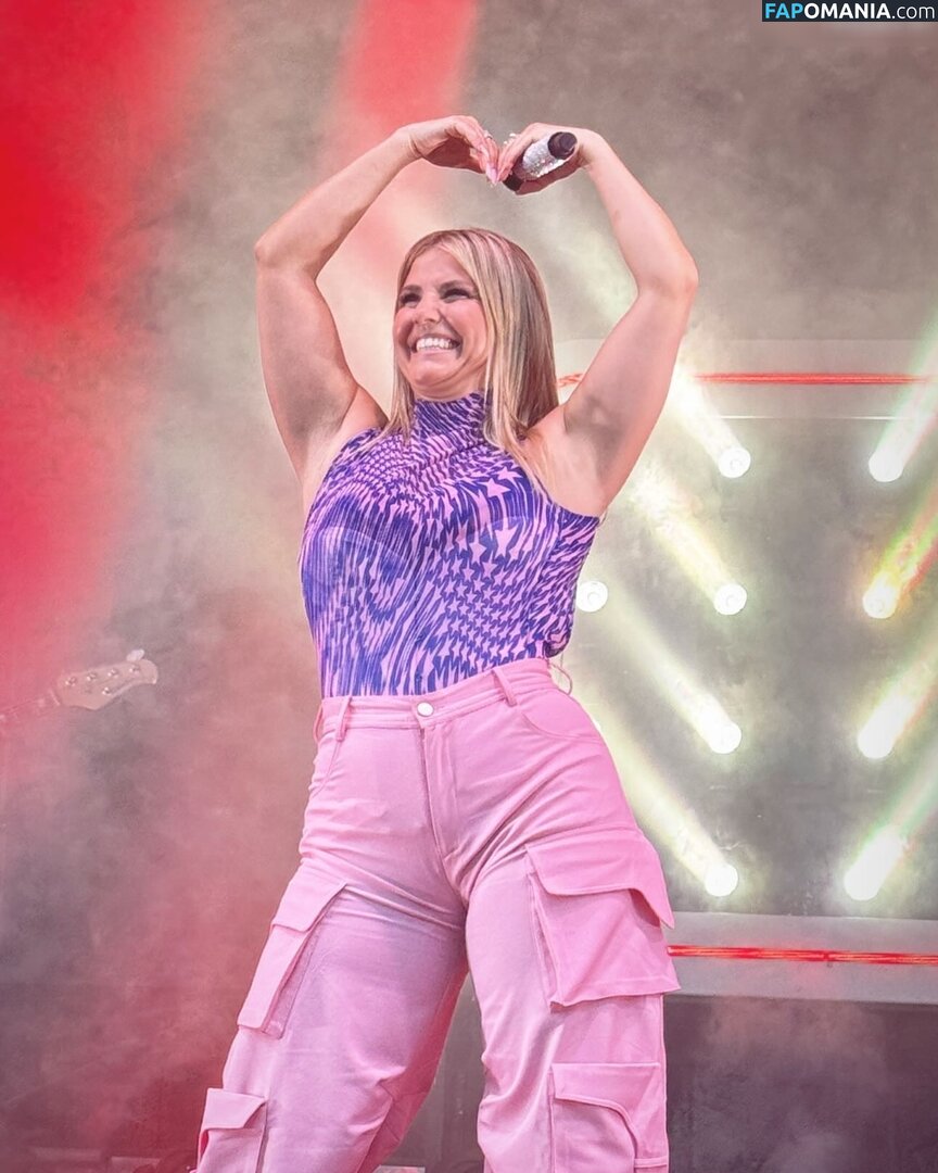 Beatrice Egli / beatrice_egli_offiziell Nahý OnlyFans  Uniklá fotka #520