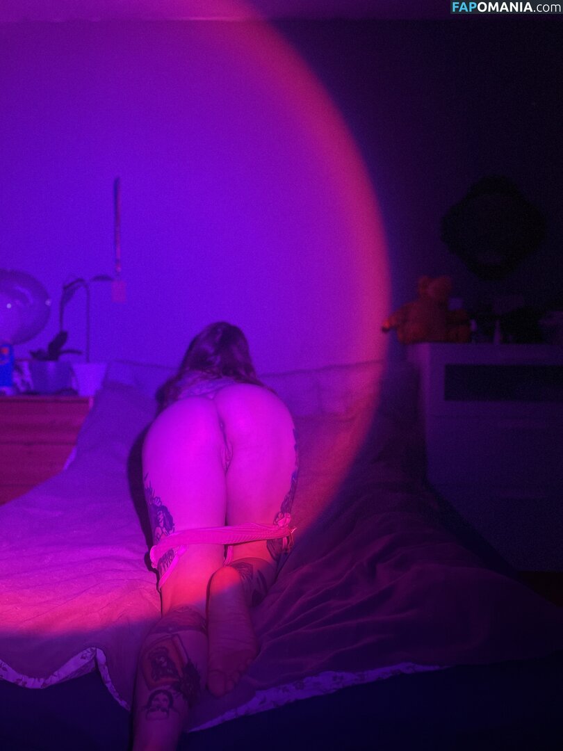 belaya_devushka / зато красивая Nahý OnlyFans  Uniklá fotka #3