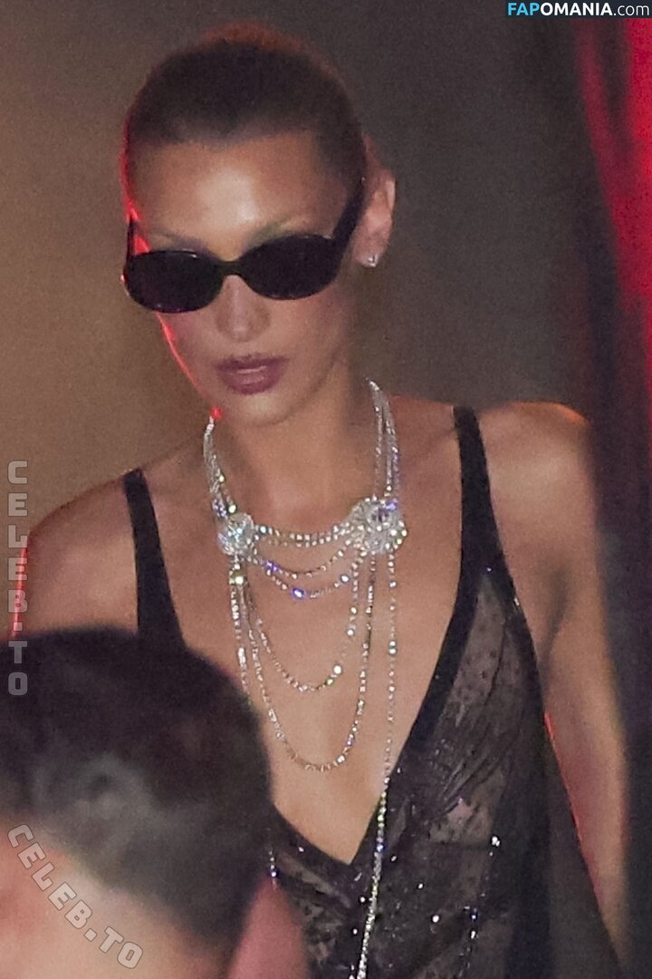 Bella Hadid / OfficialBellaHadid / bellahadid Nahý OnlyFans  Uniklá fotka #869