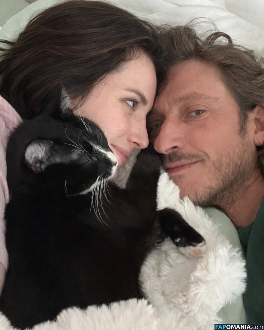 Bella Thorne / bellathorne Nahý OnlyFans  Uniklá fotka #3