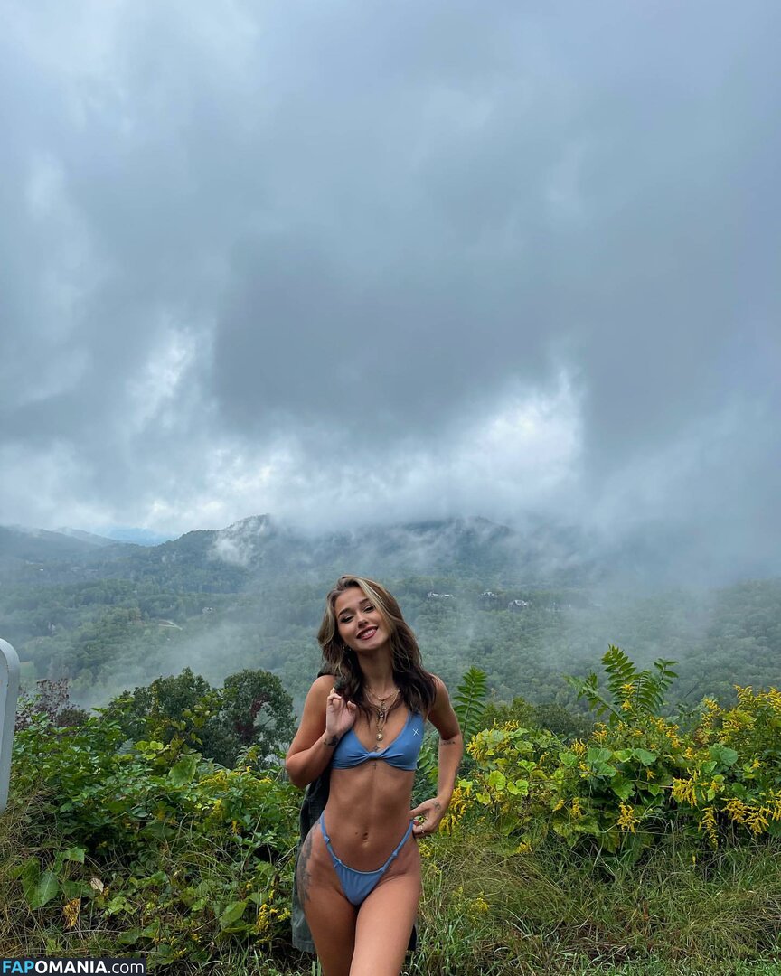 Bella / bellahadid / bellaraee Nahý OnlyFans  Uniklá fotka #25