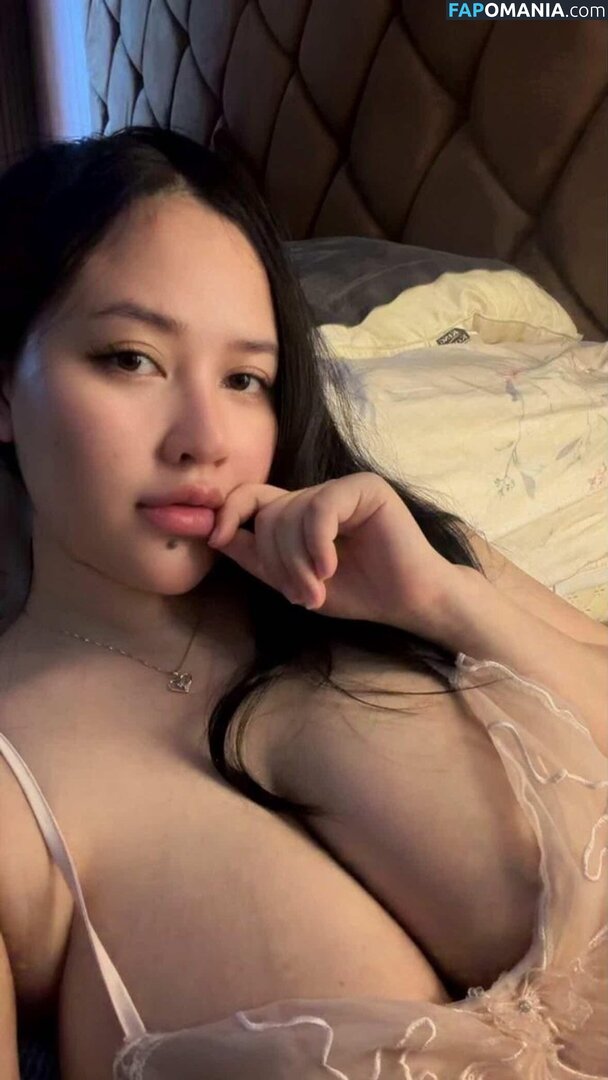 Berlian Ochi / kimberlyawh99 Nahý OnlyFans  Uniklá fotka #1