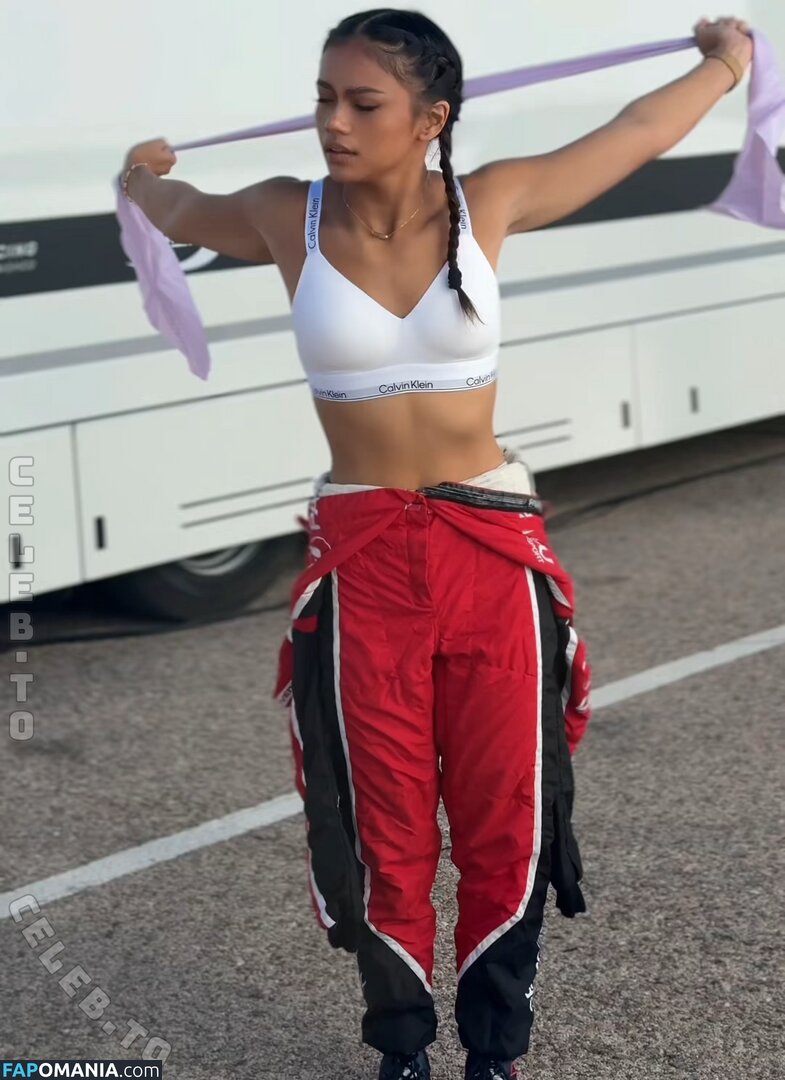 Bianca Bustamante / https: / racerbia Nahý OnlyFans  Uniklá fotka #12
