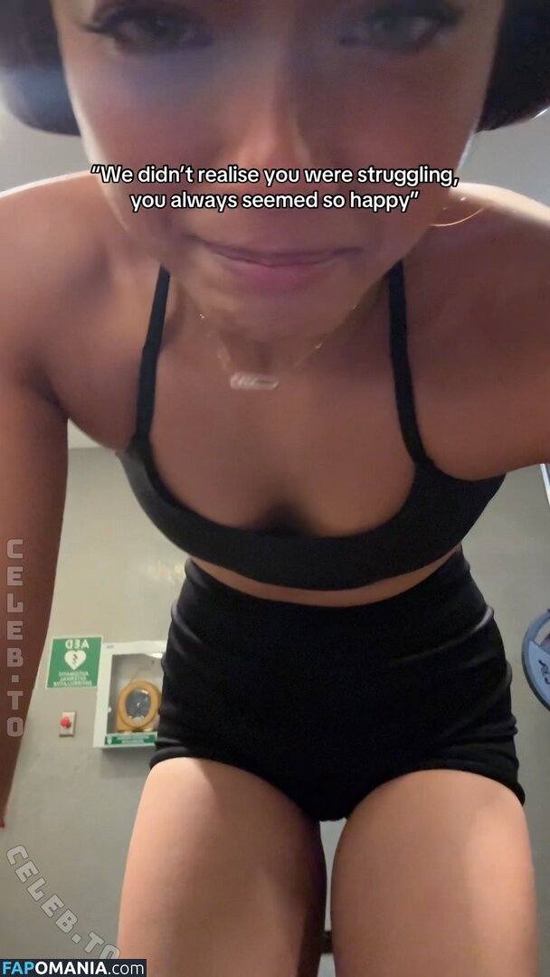 Bianca Bustamante / https: / racerbia Nahý OnlyFans  Uniklá fotka #19