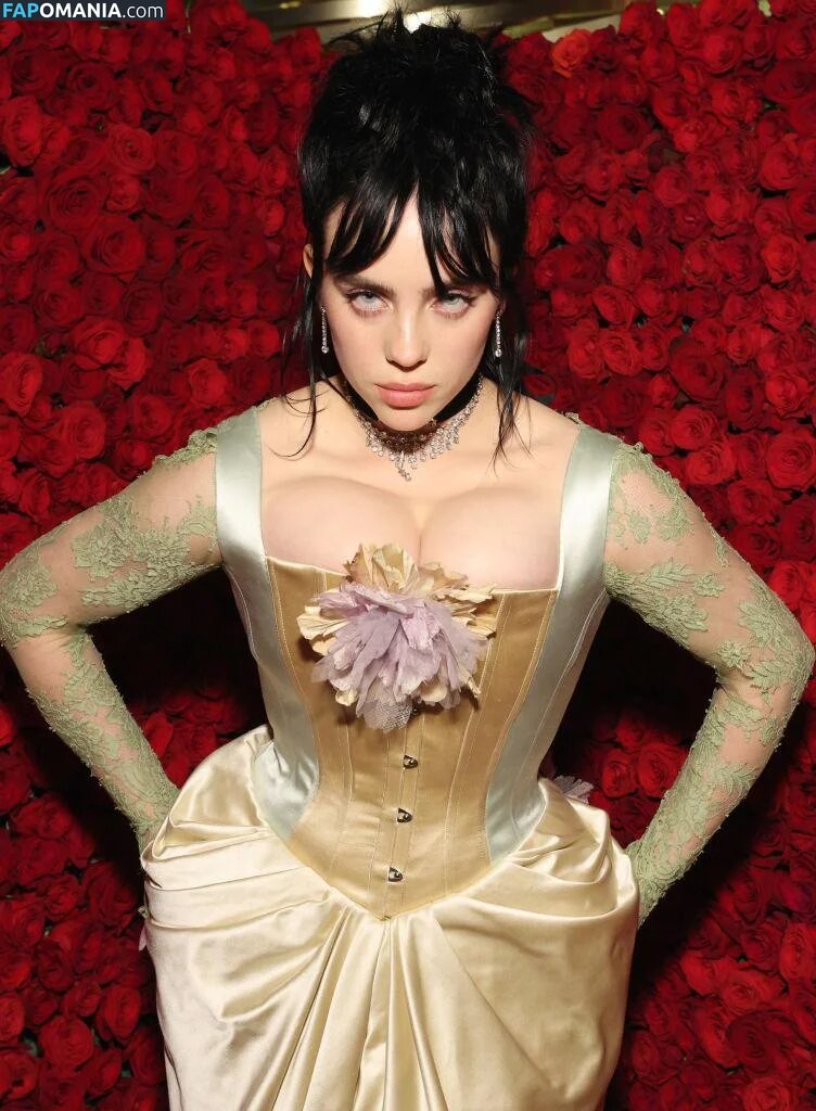 Billie Eilish / Fake / billeeilish / billieeilish Nahý OnlyFans  Uniklá fotka #1123