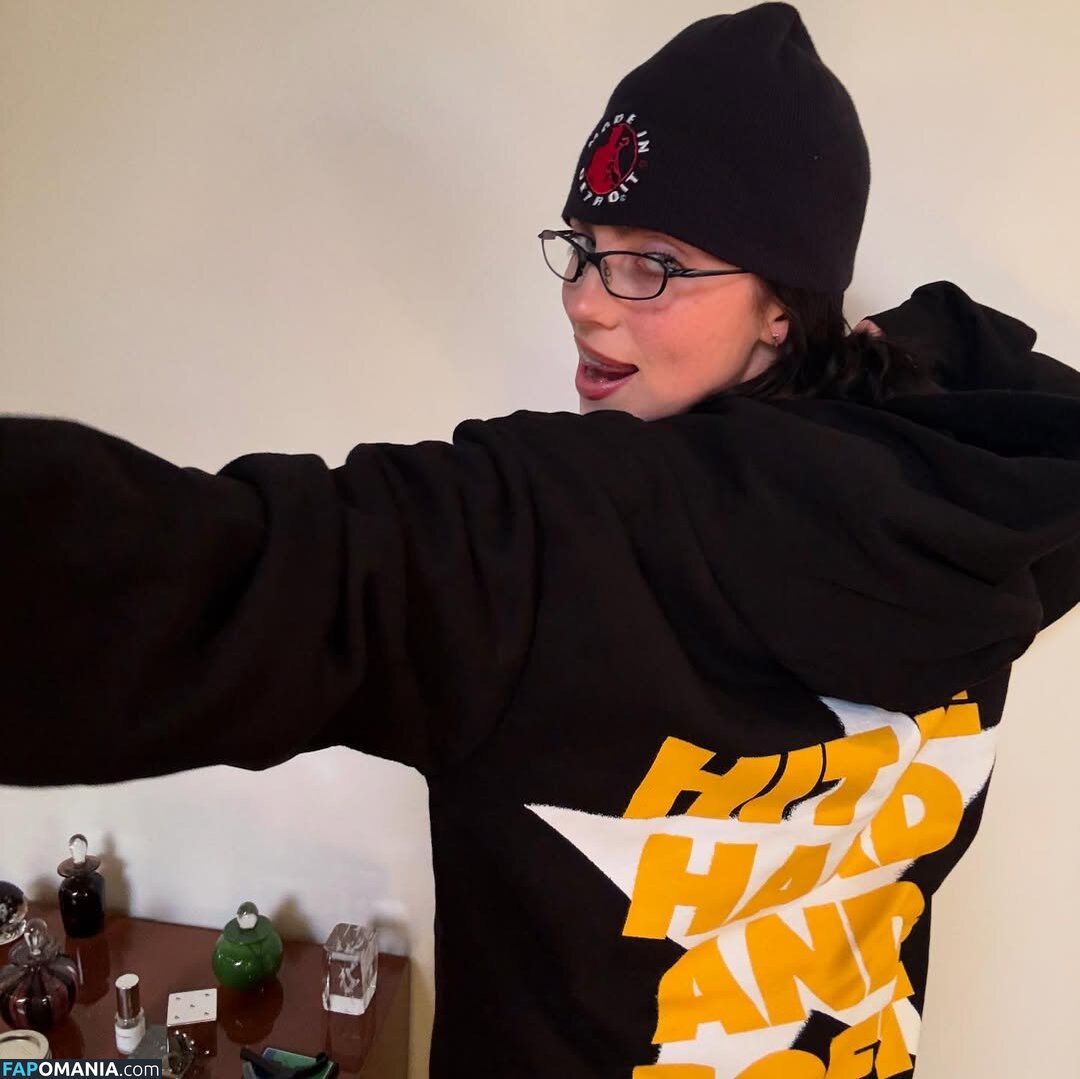 Billie Eilish / Fake / billeeilish / billieeilish Nahý OnlyFans  Uniklá fotka #2241