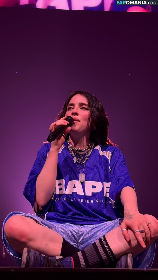 Billie Eilish / Fake / billeeilish / billieeilish Nahý OnlyFans  Uniklá fotka #2254