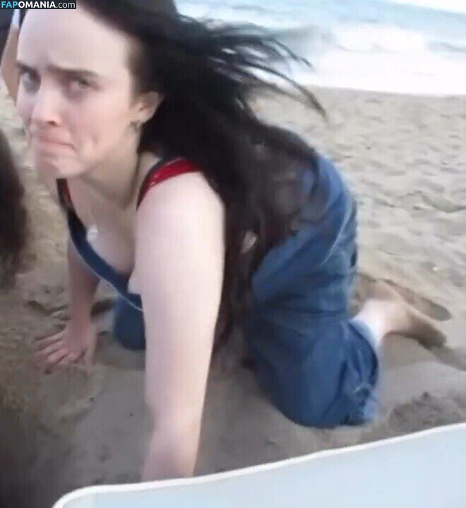 Billie Eilish / Fake / billeeilish / billieeilish Nahý OnlyFans  Uniklá fotka #2329