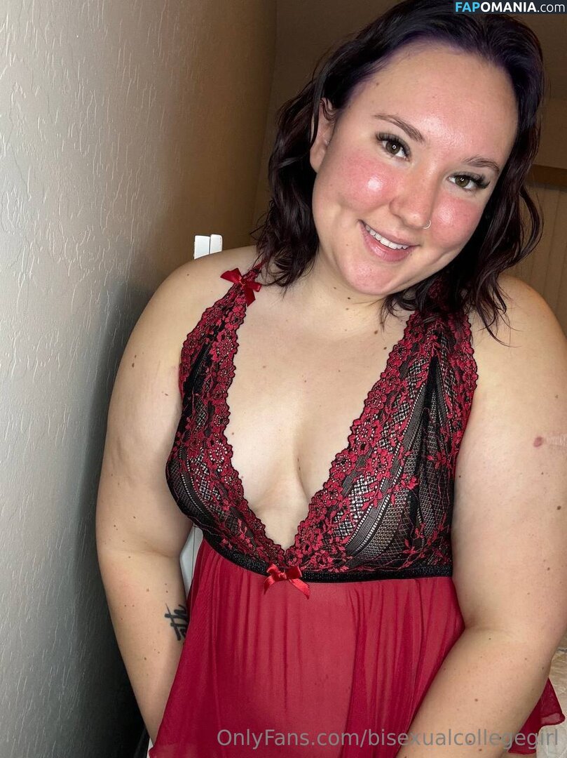 bisexualcollegegirl / rubitout Nahý OnlyFans  Uniklá fotka #15