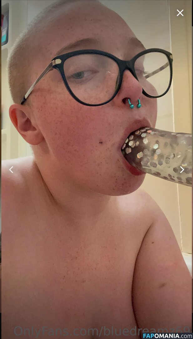 Blue Dreamz / Blueberry Crush / blue_dreamzzzzz Nahý OnlyFans  Uniklá fotka #1