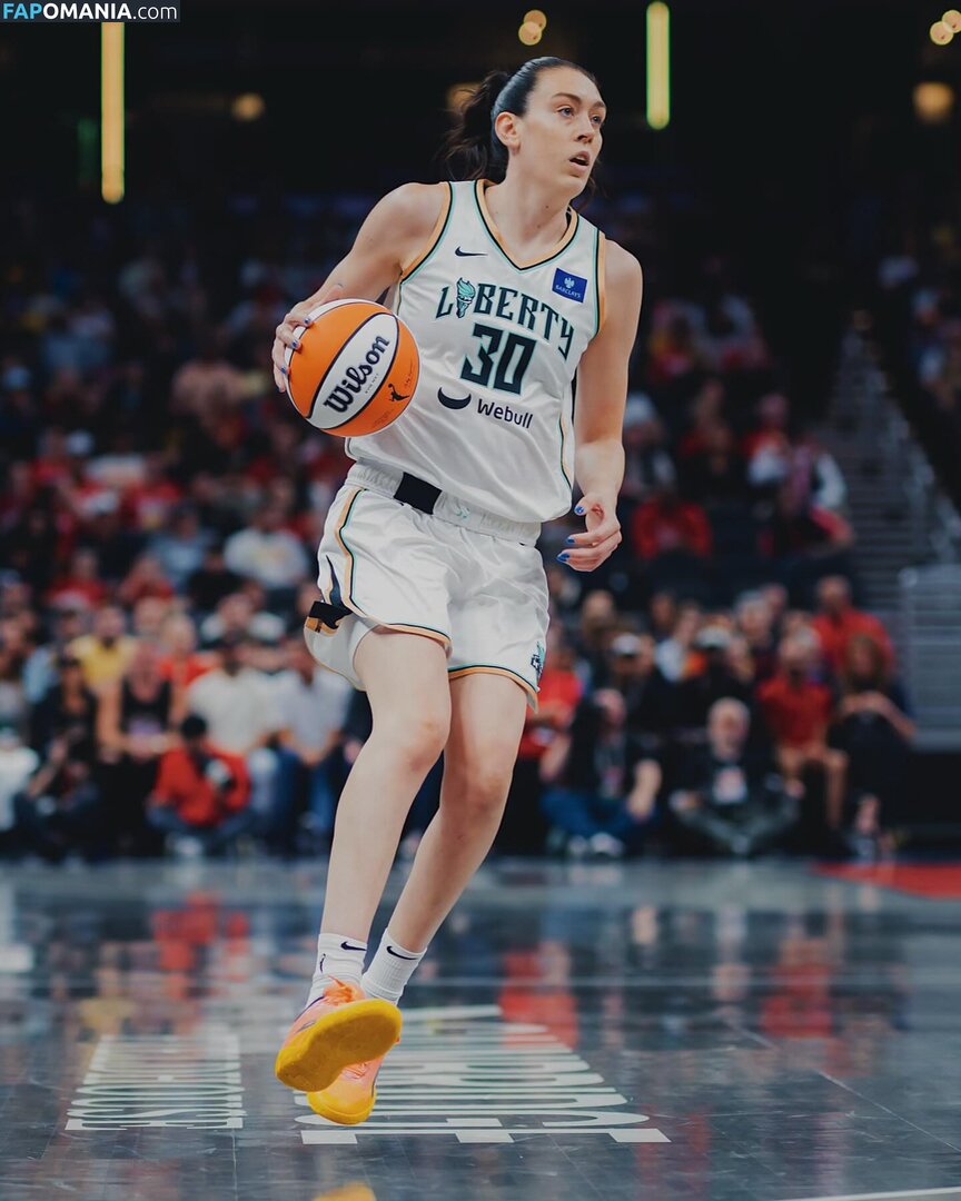 Breanna Stewart / WNBA Player / breannastewart30 Nahý OnlyFans  Uniklá fotka #3