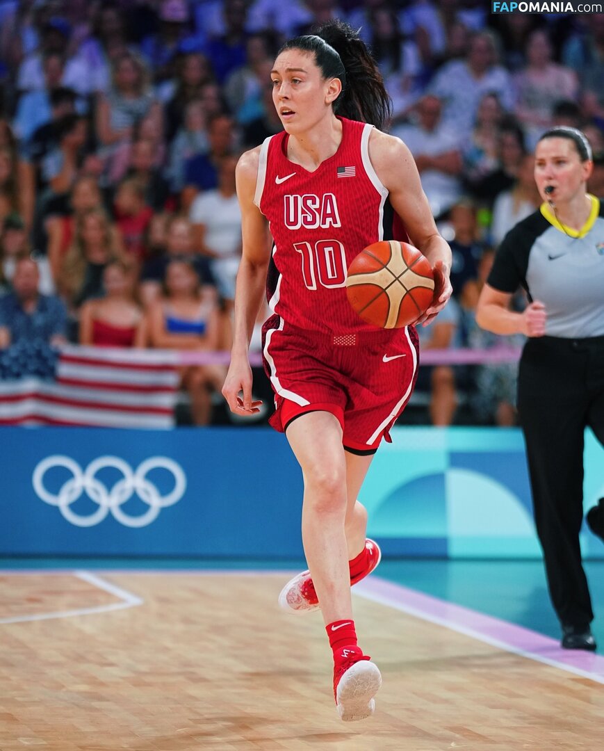 Breanna Stewart / WNBA Player / breannastewart30 Nahý OnlyFans  Uniklá fotka #11