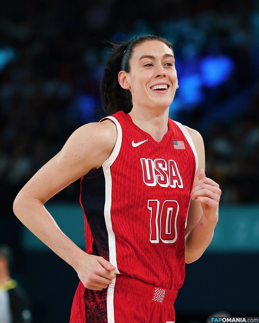Breanna Stewart / WNBA Player / breannastewart30 Nahý OnlyFans  Uniklá fotka #12