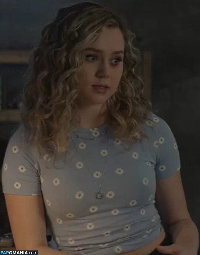 Brec Bassinger / brecbassinger Nahý OnlyFans  Uniklá fotka #255