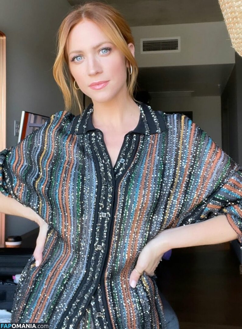 Brittany Snow / brittanysnow / https: / montanamama Nahý OnlyFans  Uniklá fotka #17