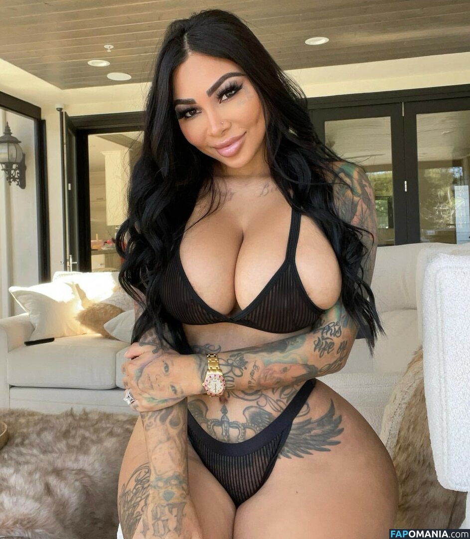Brittanya Razavi / brittanya187187 / imbrittanya / seebrittanya Nahý OnlyFans  Uniklá fotka #15