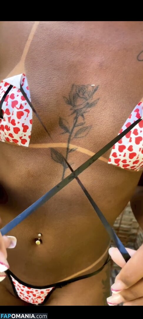 Bronzeamento Natural / biquini marquinha de fita / https: / lorynhadejery / terracodobronze / zer00um Nahý OnlyFans  Uniklá fotka #9