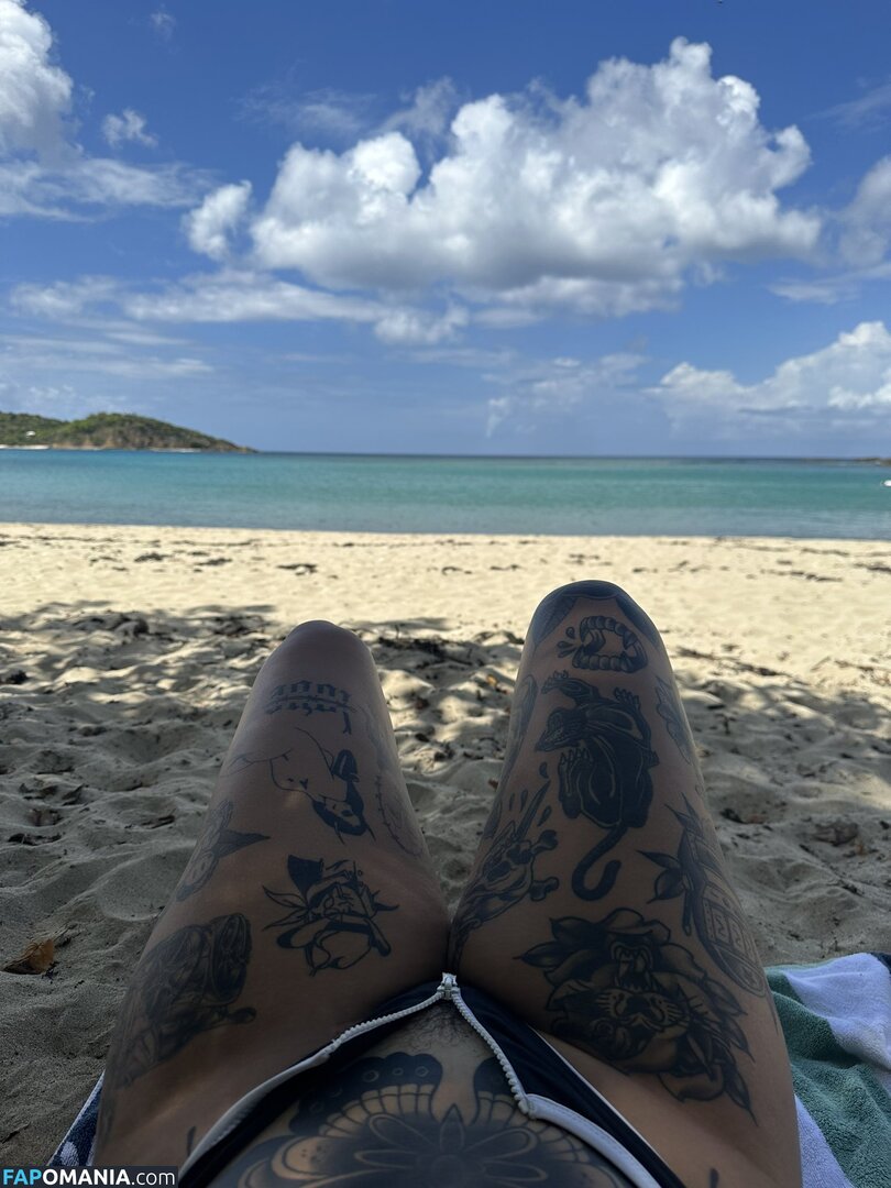 Brookemarkhaa / TattedTeddy / bmarkhaa Nahý OnlyFans  Uniklá fotka #1