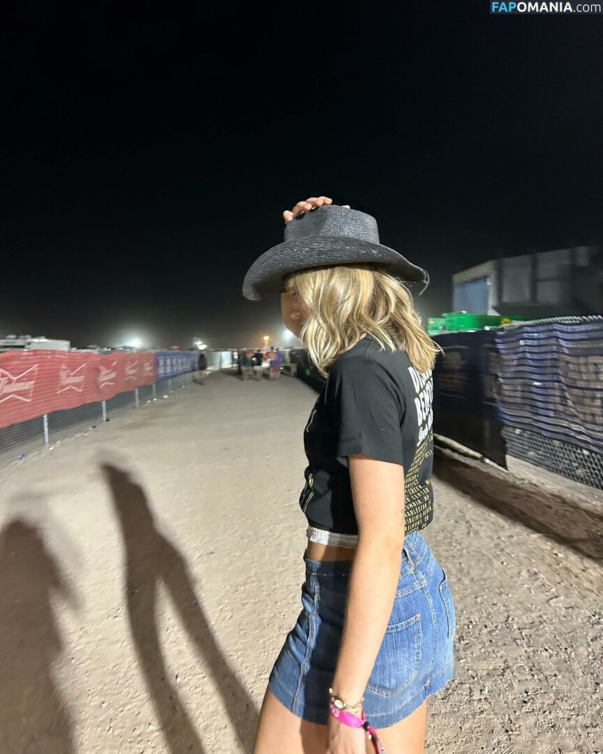 Brynn Rumfallo / brynnrumfallo Nahý OnlyFans  Uniklá fotka #197