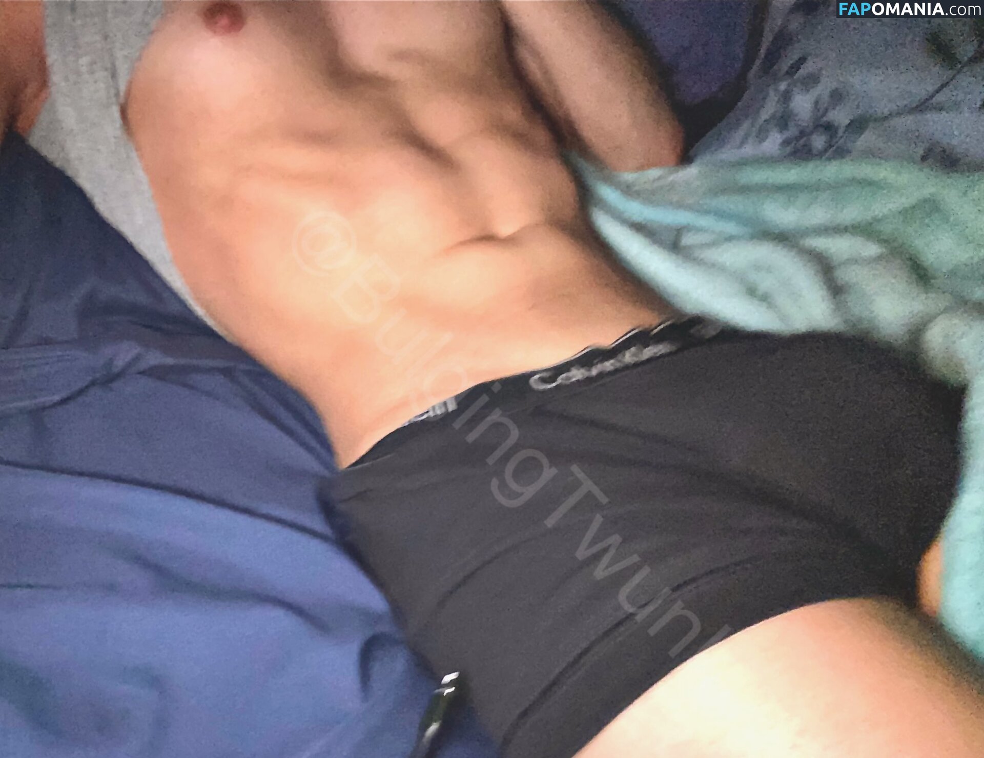 BulgingTwunk / bulging_twunk / https: Nahý OnlyFans  Uniklá fotka #2