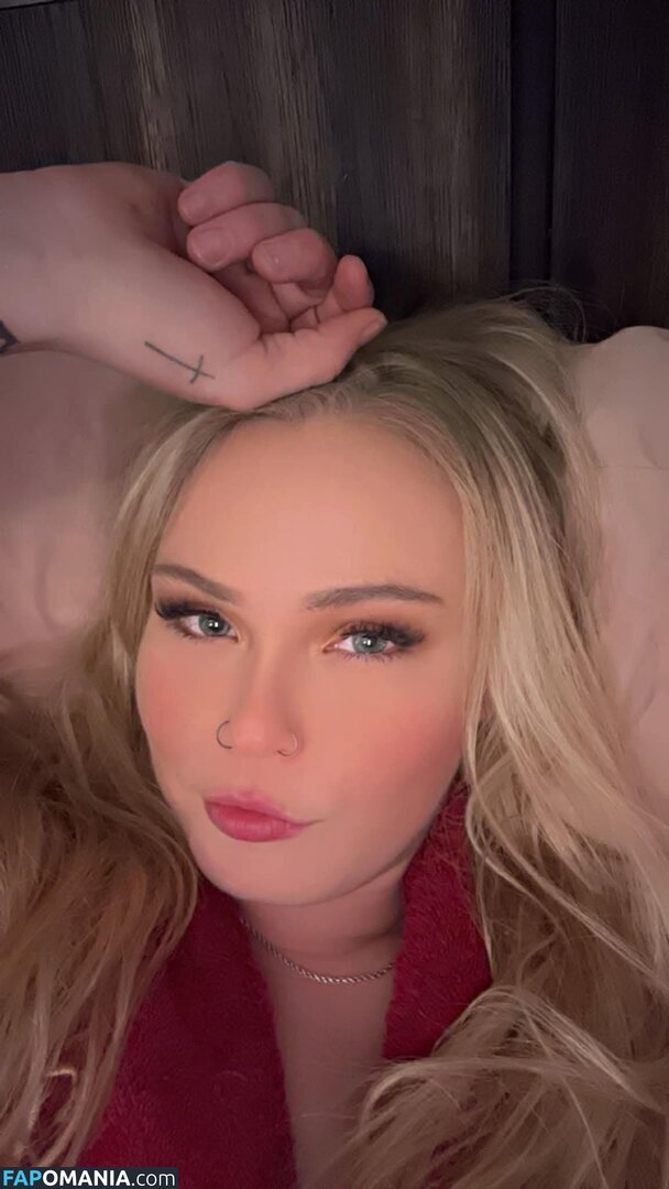 Busty Kristen from Iowa Nahý OnlyFans  Uniklá fotka #4