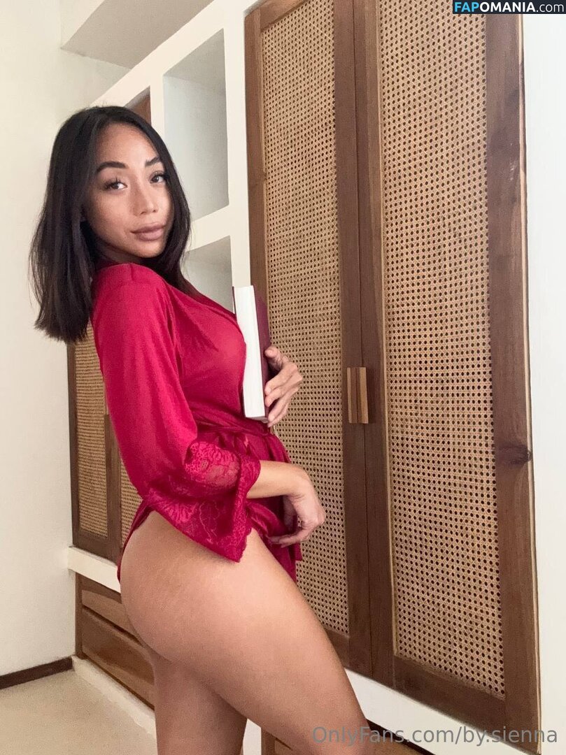 by.sienna / bysienna / byysienna Nahý OnlyFans  Uniklá fotka #9